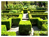 http://akkord-tour.com.ua/UserFiles/Image/Great%20Britain/Leeds_castle/sissinghurst_castle_01_small.jpg