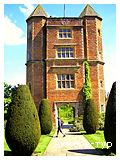 http://akkord-tour.com.ua/UserFiles/Image/Great%20Britain/Leeds_castle/sissinghurst_castle_02_small.jpg
