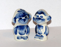 http://upload.wikimedia.org/wikipedia/commons/thumb/9/96/Gzel_261007.jpg/250px-Gzel_261007.jpg