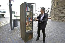 http://cs403727.userapi.com/v/e02/l-xcjxw-kME.jpg