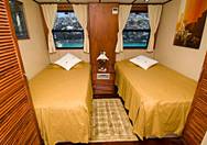 Twin Cabin