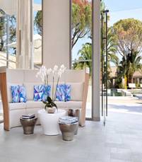http://*****/hotel_photo/image/54450/022dssezz_tropez_0.jpg