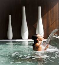 http://www.urdesign.it/wp-content/uploads/2013/02/9-hotel-sezz-saint-tropez.jpg