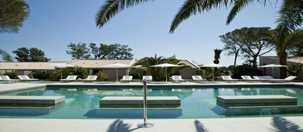 http://www.urdesign.it/wp-content/uploads/2013/02/17-hotel-sezz-saint-tropez.jpg