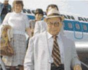 http://*****/i/media/oyama/Biography/41.jpg