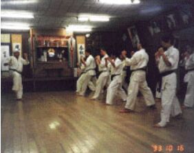 http://*****/i/media/oyama/Biography/48.jpg
