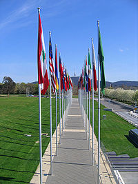 http://upload.wikimedia.org/wikipedia/commons/thumb/2/26/Telstra_tower_and_flags02.jpg/200px-Telstra_tower_and_flags02.jpg
