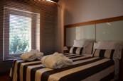 http://www.hotelspalacentral.com/FitxersWeb/30478/escapada%20romantica%20catalunya%20oferta%20hotels%20catalunya%20in%20figueras%20spas%20resort%20catalonia%20romantic%20getaway%20weekend%20rural%20espagne%20hotel%20spa%20catalogne.JPG