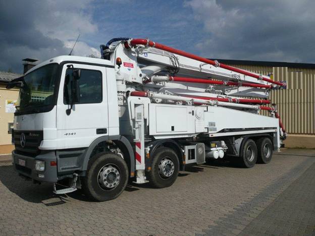 D:\����� ������\Tehnika\������\���������-������������� ������\www.bss-trading.com\concrete pump 42 meters on Mercedes Benz 4141 GERMAN ORIGIN year 2008\P1120605.jpg