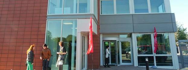 http://*****/img/ces-oxfordsummer-ekb-2.jpg