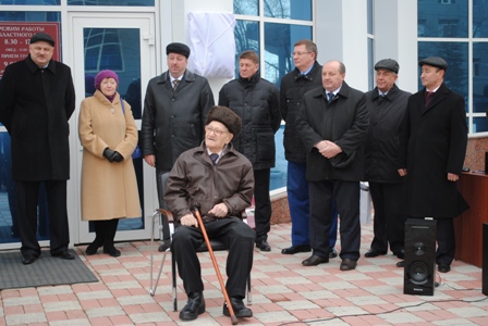 http://*****/1176/user/kuc_a_m.JPG