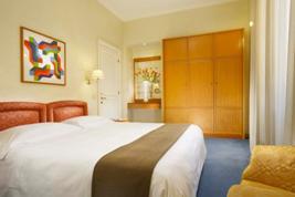 http://www.amandatour.com/images/hotel/ROM4524_25174_II.jpg