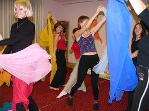 http://*****/img/dance2.jpg