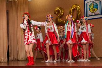 http://school123.edu.kh.ua/files2/photogallery/1/_MG_2348.jpg?size=100&height=300&width=395