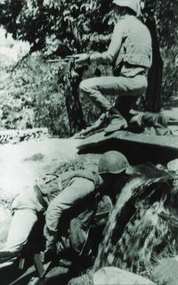 http://army.lv/uploads/.06.jpg