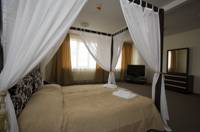 http://hotelarkadia.lv/images/stories/material/rooms/IMG_8482.png