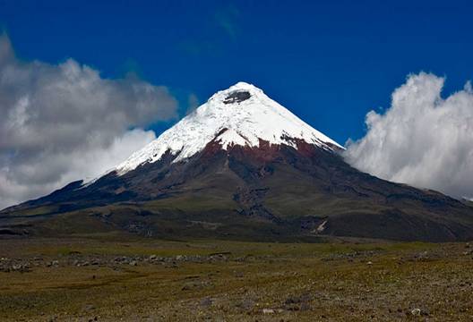 File:Cotopaxi volcano T1322.jpg