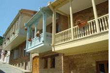 C:\Documents and Settings\Administrator\Desktop\Kakheti-rtveli\800px-19_cent._balconies_in_Sighnaghi,_Georgia.JPG