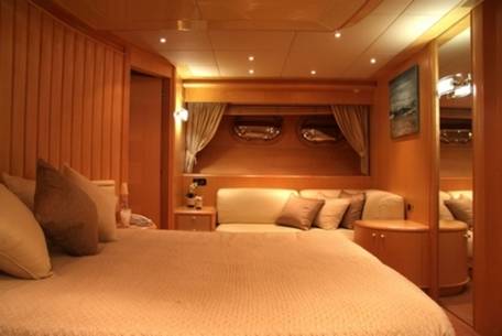 ��������: Charter Yacht BLUE BELLE - Mondomarine - 5 Cabins - Greece