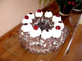 Datei:Schwarzwalder Kirschtorte.jpg