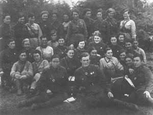 http://tamanskipolk46.narod.ru/img/p29_assinovskaya1942.jpg