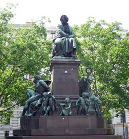 http://muz-urok.ru/foto_bethoven/47.jpg