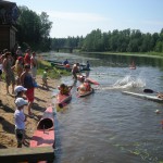 http://www.seniorschool.ru/wp-content/uploads/2009/07/Vodnyj_prazdnik_v_p._Siverskij-150x150.jpg