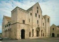 http://3.citynews-baritoday.stgy.it/%7Emedia/base/18001575072390/basilica-san-nicola-2.jpg