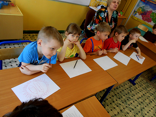 http://detsad5-teremok.ru/images/stories/hudoghniki/DSCN3260.JPG