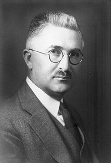 Hartley ralph-vinton-lyon-001.jpg