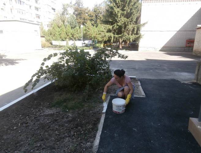 C:\Users\МБДОУ\Desktop\Субботник сентябрь 2015\P9181770.JPG