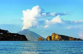 shutterstock_Italien_Stromboli_43552942