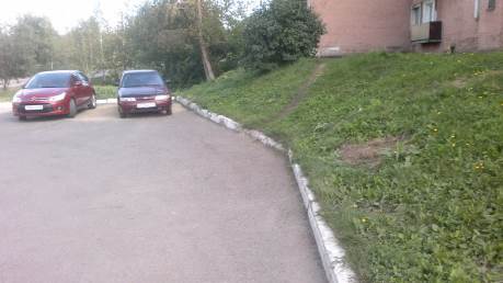 H:\СМИРНОВА\ФОТО\2013г\субсидии\дворы\09092013480.jpg