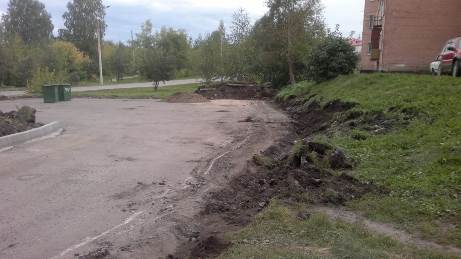 H:\СМИРНОВА\ФОТО\2013г\субсидии\дворы\10092013481.jpg