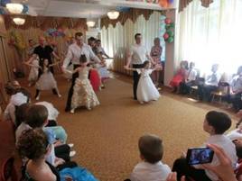 D:\Фотографии\ВЫПУСКНЫЕ 2015\7 ГРУППА - копия\CIMG3933.JPG