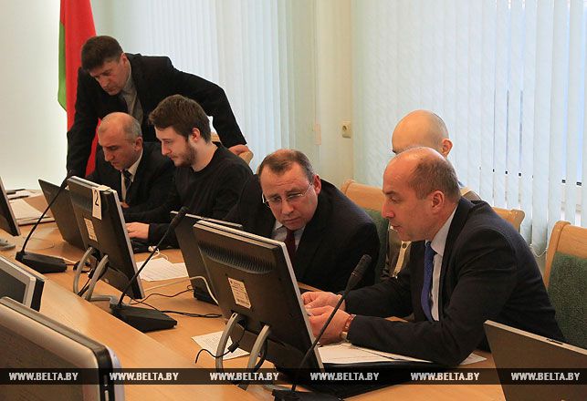 Описание: http://www.belta.by/uploads/lotus/presscenter/answers/000093_5BC76275AB31382043257F94004EE9EA_819940.jpg