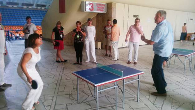 http://minitabletennis.ru/wp-content/uploads/2014/05/%D1%80%D0%BE%D0%B4%D0%BD%D0%B8%D0%BD%D0%B0-%D0%B5%D0%B4%D0%B5%D1%88%D0%BA%D0%BE.jpg