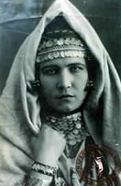 http://www.gatd.archives21.ru/tehnotron/vistavki/koschkinskij/Koshcinskii/3/img/img854.jpg
