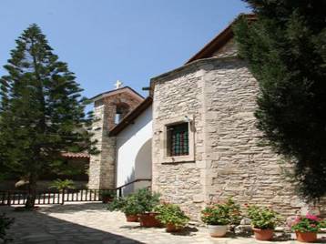 http://ostrov-kipr.info/uploads/Larnaka/VavlaAgiosMinas2.jpg