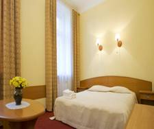 http://s-ec.bstatic.com/images/hotel/840x460/661/66112995.jpg