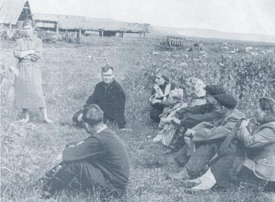 http://www.memorial.krsk.ru/images/ludi/G/Gilgenberg_ID3.jpg