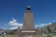Descripción: http://www.in-quito.com/pictures/mitad-mundo.jpg