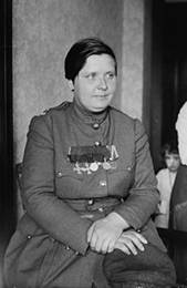 C:\Documents and Settings\Admin\������� ����\200px-Bochkareva_Maria_LOC_ggbain_26866.jpg