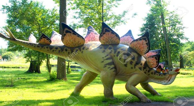 C:\Users\Наташа\Downloads\1963745-Stegosaurus-armatus-Stegosaur-dinosaurs-series-jurassic-park-education-concept-Stock-Photo.jpg