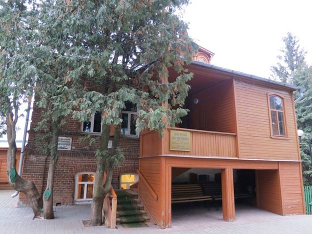 ��������: http://curiosoturisto.ru/assets/cache_image/report/report_2015/tambovshina/dom_museum_michurina_michurinsk25_960x0_c37.jpg