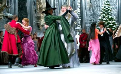 http://www.zvezdnyi.com/uploads/garri-poter/minerva_mcgonagall_et_albus_dumbledore_ball.jpg