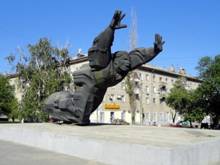 Памятник Михаилу Паникахе