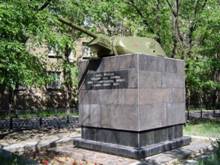 «Линия обороны Сталинграда» — памятник из 17 башен танков Т-34.