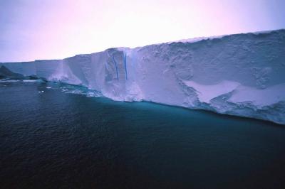 http://xn----8sbiecm6bhdx8i.xn--p1ai/sites/default/files/resize/images/shkolnikam/Antarctica_1-400x266.jpg