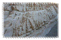 800px-Perpendicularly-fused_Metamorphosed_Sedimentary_Layers.jpg